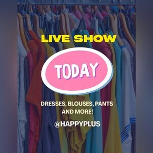 WOMEN’S FASHION SHOW LIVE!